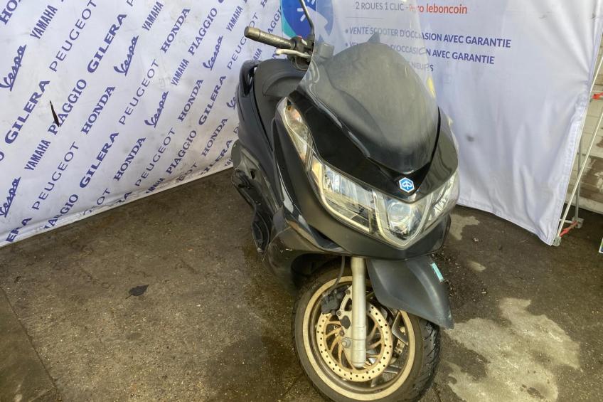 PIAGGIO X10 125