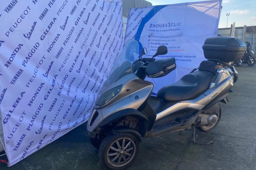 PIAGGIO MP3 250