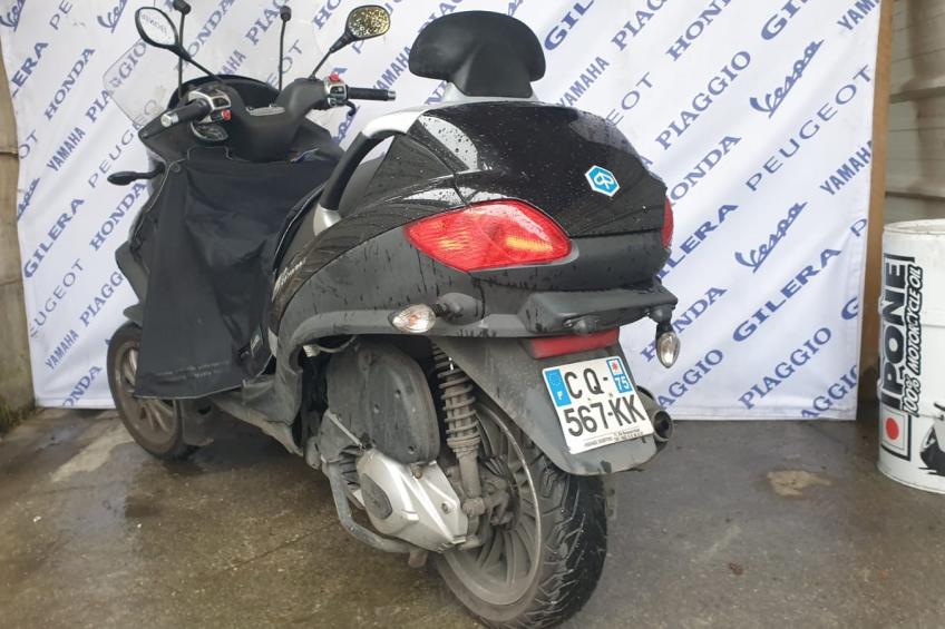 PIAGGIO MP3 300