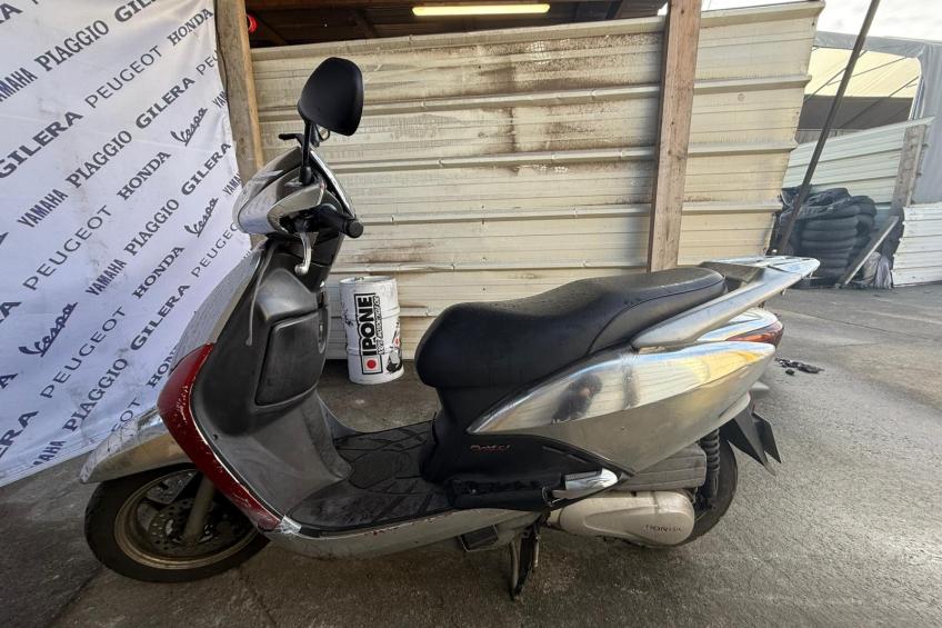HONDA LEAD 100