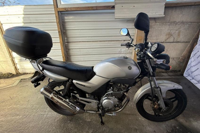 YAMAHA YBR 125 125